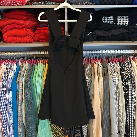 Felicity & Coco black v neck back cut out sleeveless dress size XS - Picture 3 of 3